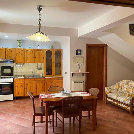 Casa Montalbano Lägenhet Porto Empedocle Exteriör bild