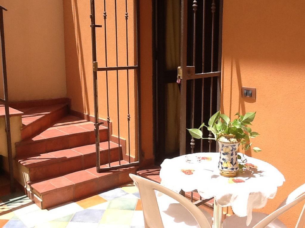 Casa Montalbano Lägenhet Porto Empedocle Rum bild