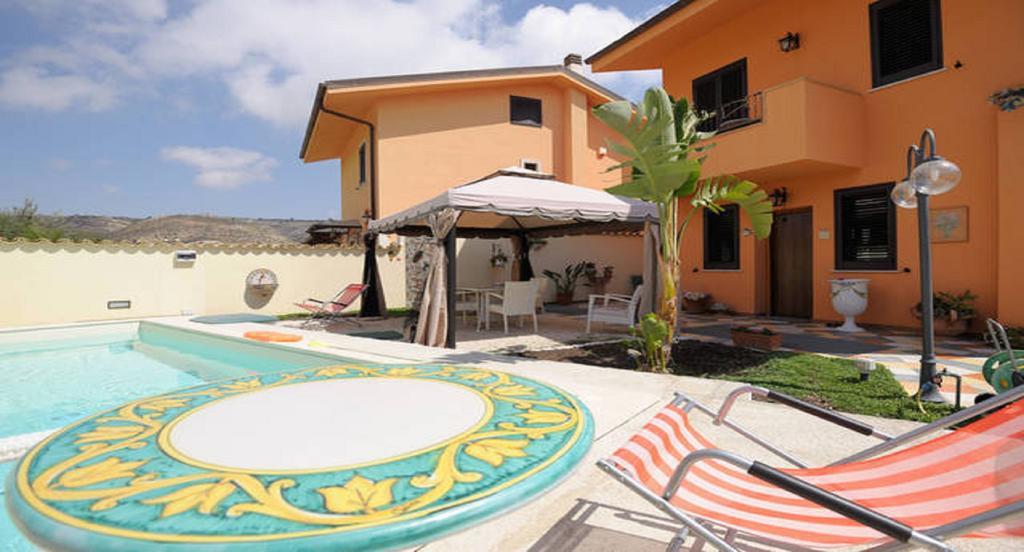 Casa Montalbano Lägenhet Porto Empedocle Rum bild